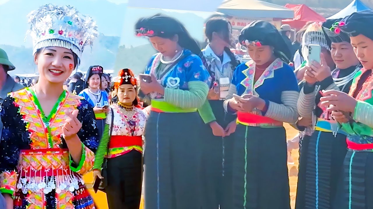 PEB CAUG NYOB ZOS HAV LIAJ QUAM TEB NYAB LAJ #2, 2025