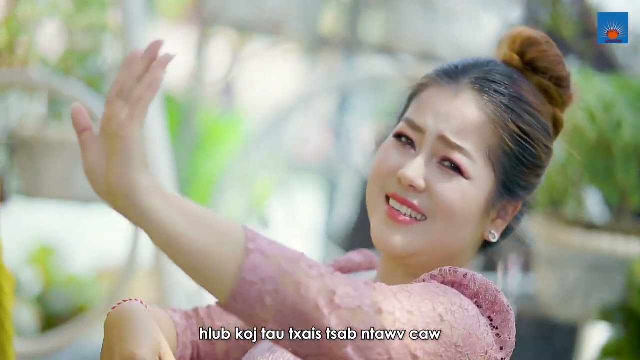 Dag Hlub Ua Si MV By Malee Yang & Lis Foom Vaj:  Nkauj Tawm Siab