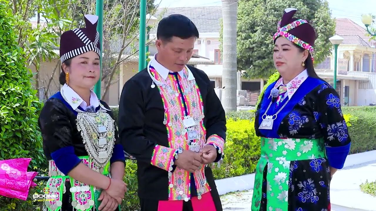 Kwv txhiaj txiv neej lub siab ntshaw coob tus by Kaj siab Vaj, Nkauj xis Xyooj thiab Laj siab Thoj