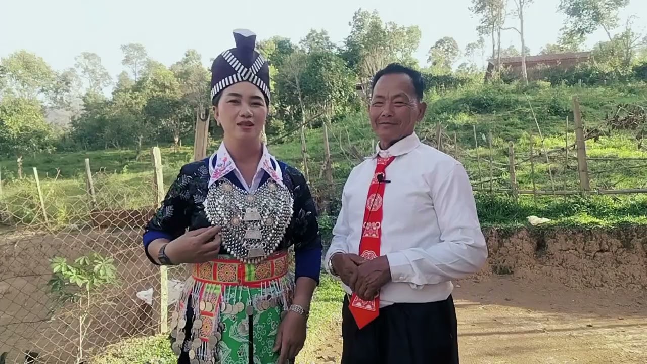 Kwv txhiaj laus lawm ntshe yuav ua siab tsis yuav poj niam by Nkauj  swm muas thiab Suav yeej xyooj