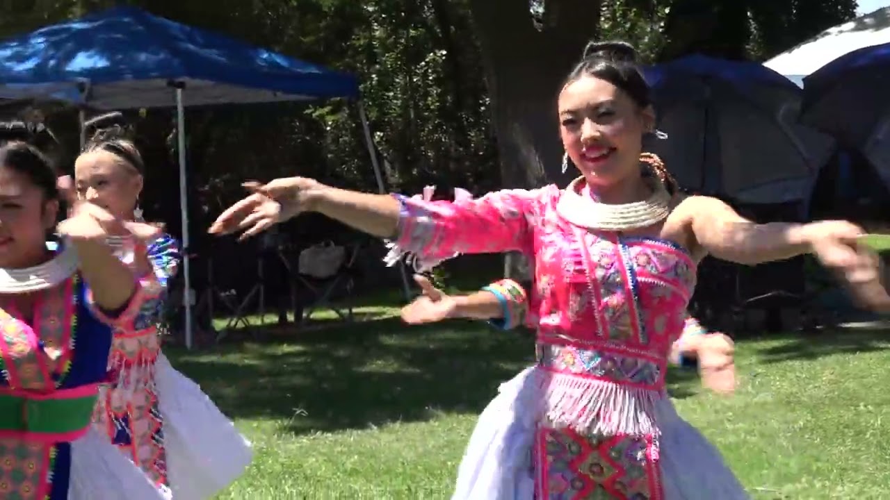 Cov Ntxhais Dance haib Kawg