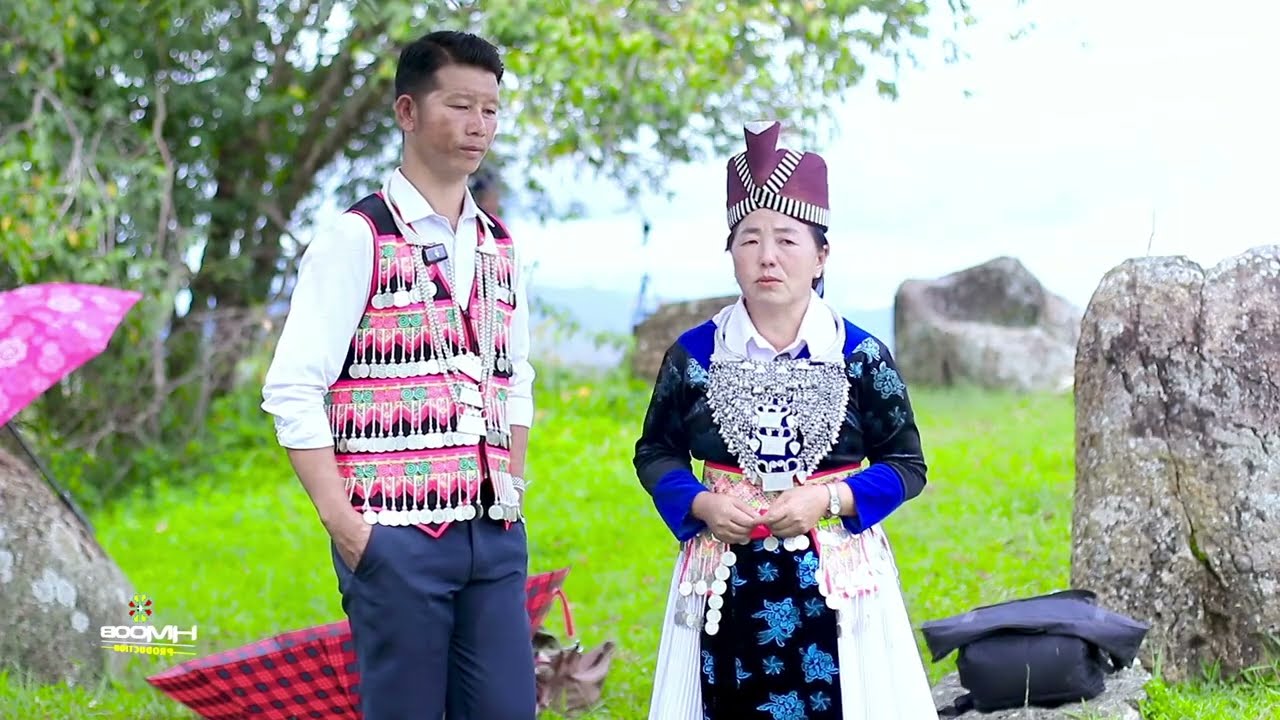 Phaj Thoj thiab Ci Muas Kwv Txhiaj sib caum mus khwv