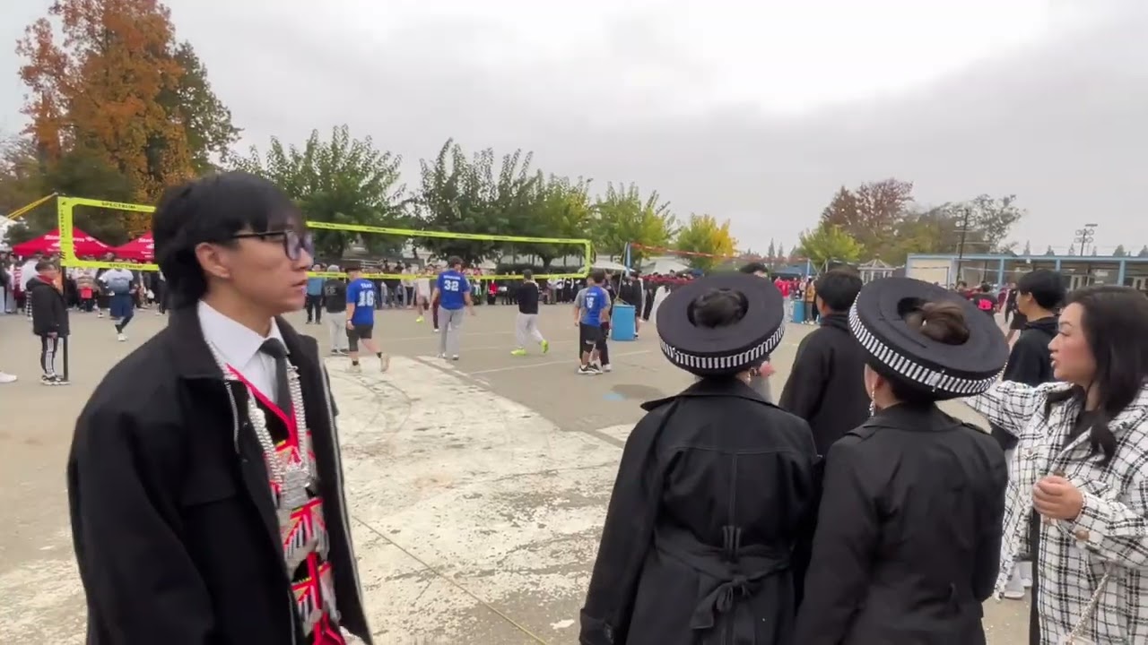 Sacramento Hmong New Year 11/29/2025 – Excel vs Vintage Porcelin set  1