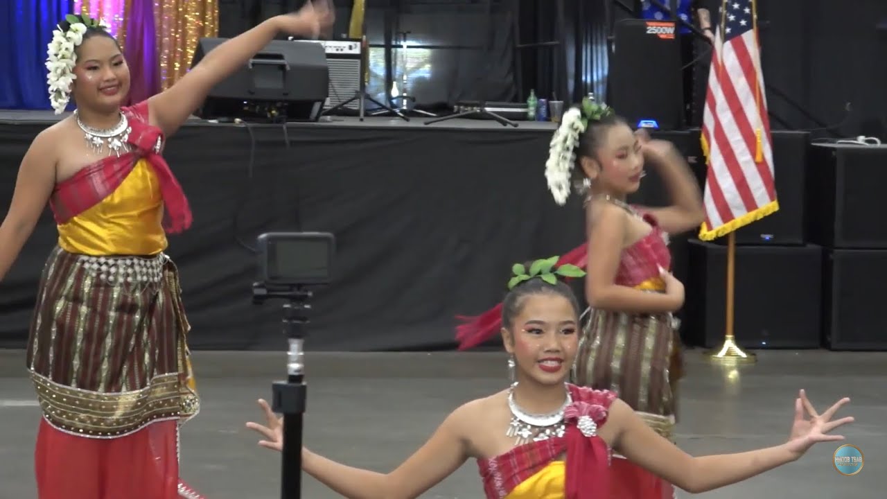 Stockton Hmong New Year 2025 26 Dance  Final round  Junior Group   Nkauj Hli Qaum Ntuj