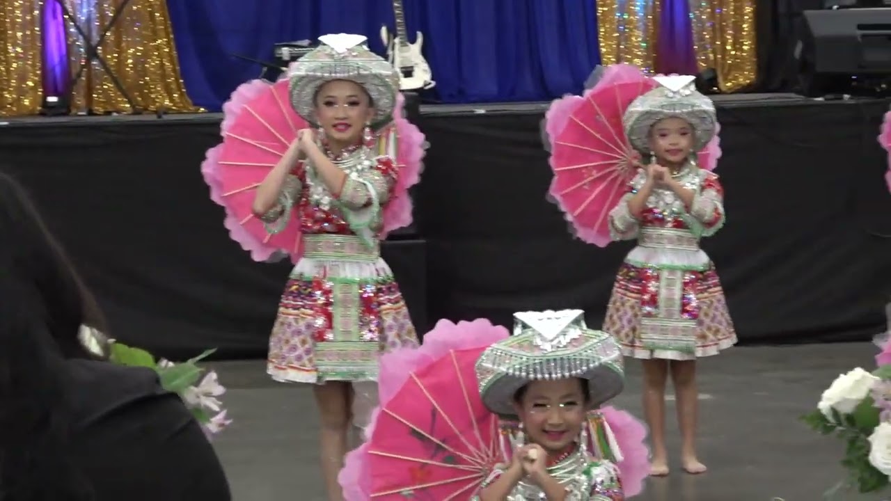 Stockton Hmong New Year 2025 26 Dance Junior Group  Paj Xob Laim