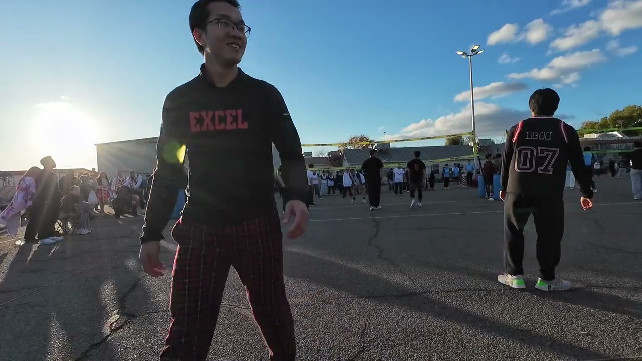 Fresno Hmong New Year 12/27/2025: Excel vs Diggin set 2