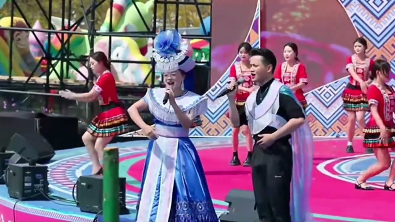 [2026] Wang Ling 汪玲 & Zhu ZiYi 朱子易  – Nkauj Txais Tos  Qhuas 苗族迎宾曲 & Paj Tawg Lag 蒡兜朗