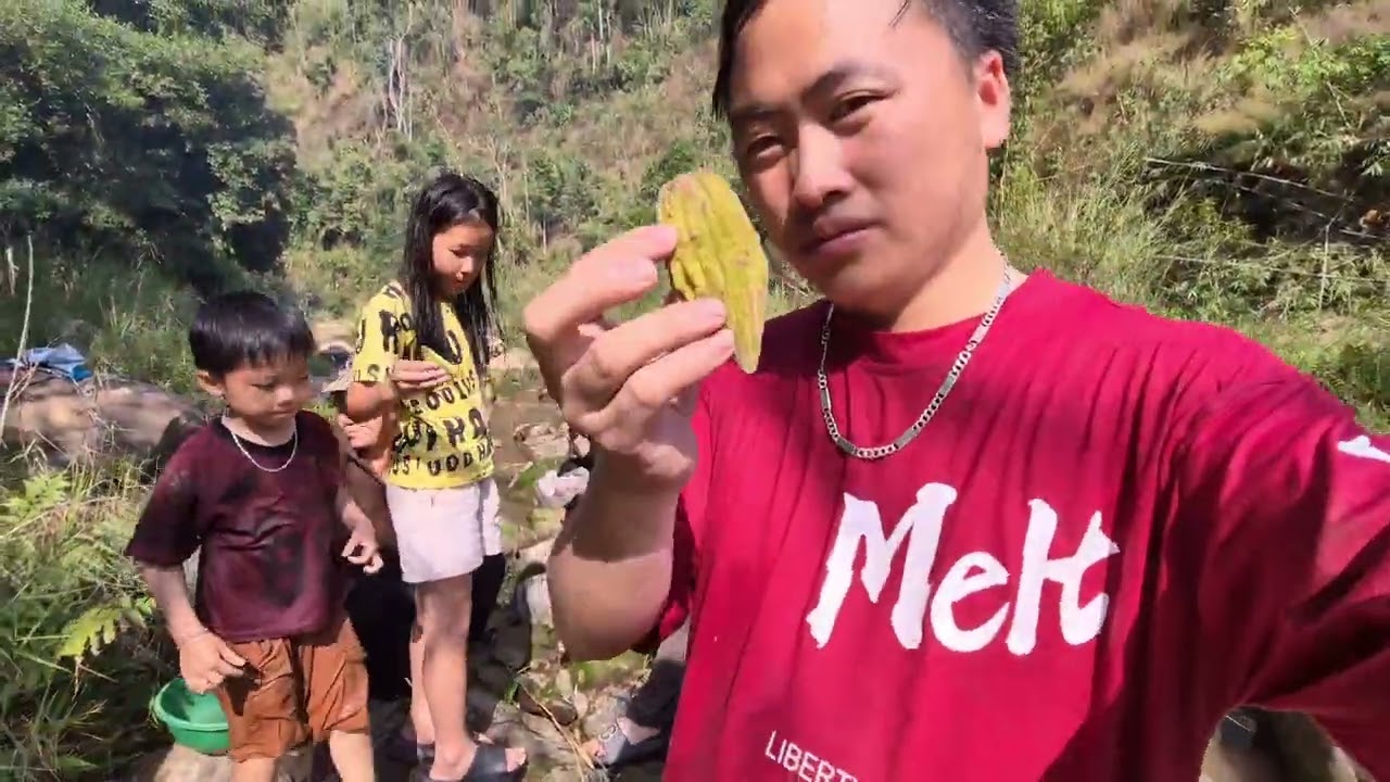 Gia đình đi bắt cá xuân 2026