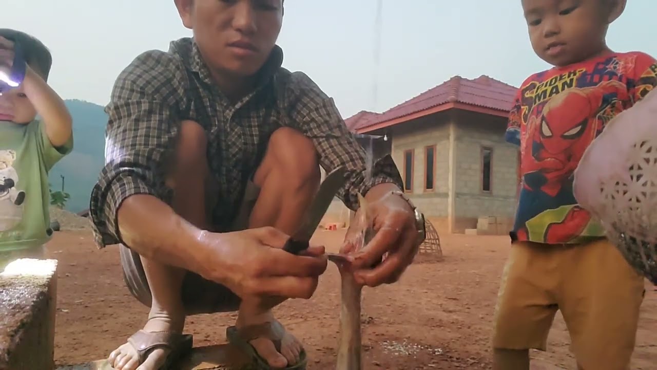 Hunting tua noog tua na noj ziav qo