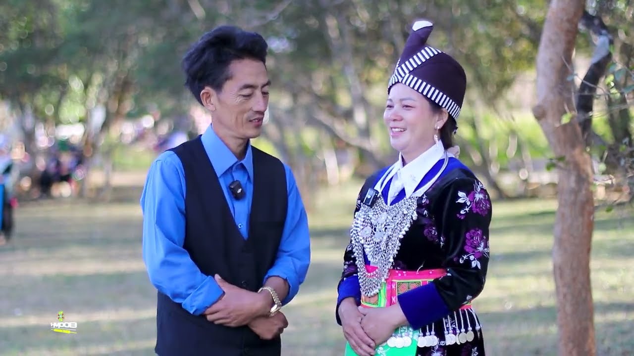 Kwv Txhiaj piav txog lub neej tseeb tiag by Kuam Lauj thiab Ntxawm  Yaj