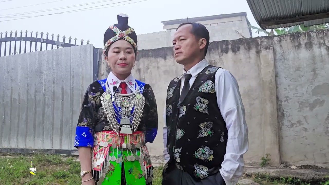 Kwv txhiaj zaum no wb yuav tau sib ncaim kho siab ua luaj li by  Tshuas tooj xyooj thiab Kab yaj