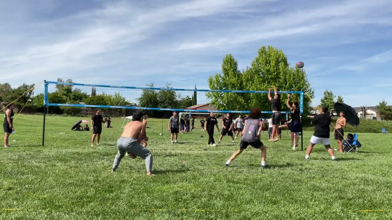 Semi finals: Excel vs Step Dad set 1