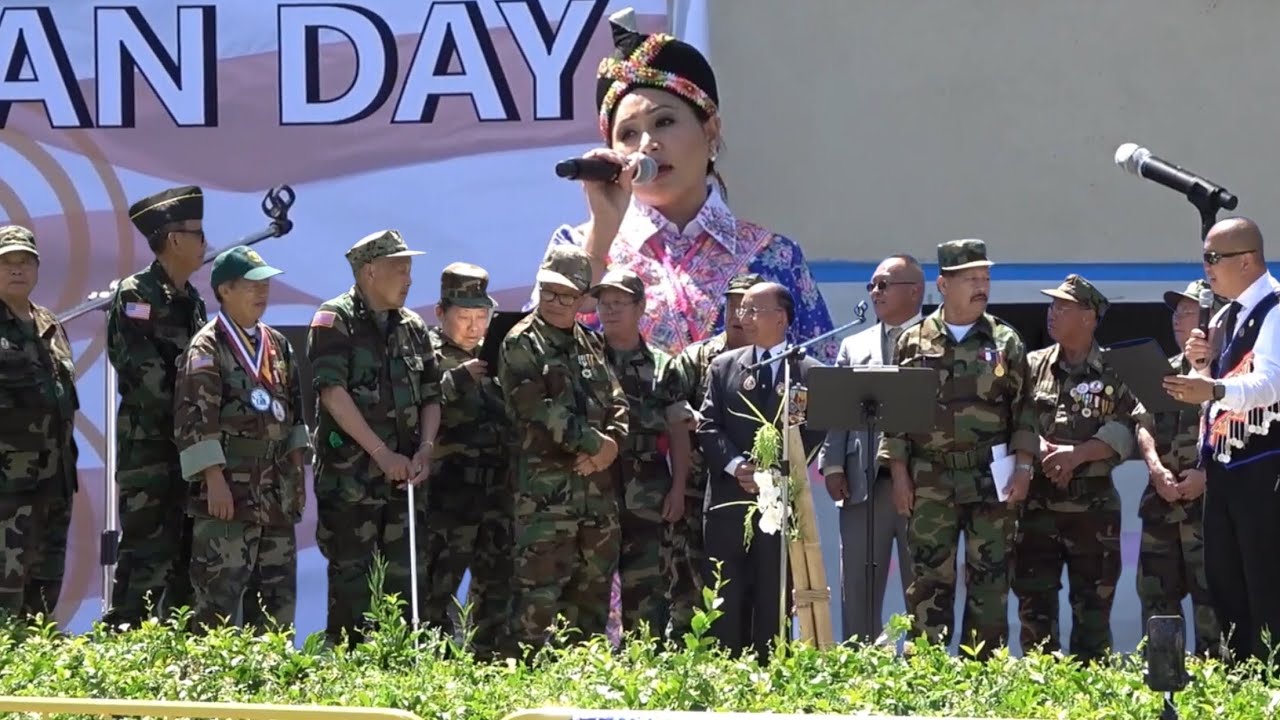 Hmong American day  Hais Kwv Txhiaj